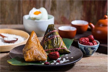 Aviso de vacaciones del Dragon Boat Festival